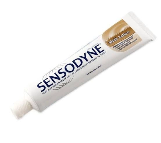 3.خمیردندان سنسوداین مدل مولتی اکشن Sensodyne Multi Action Toothpaste مسواکالا مسواک کالا mesvakala