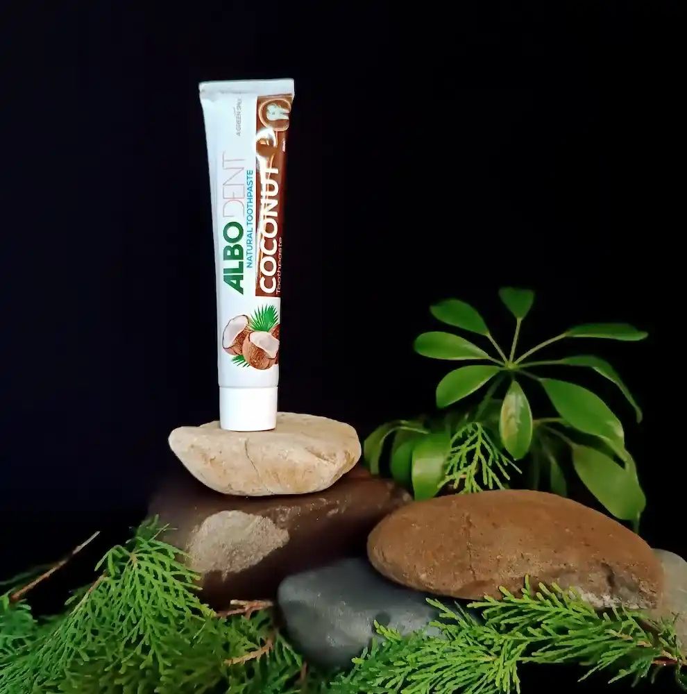 3-خمیردندان حاوی طعم دهنده طبیعی نارگیل آلبودنت - حجم 50 میل-Albodent Natural Toothpaste – Coconut Flavor _ Fluoride-Free-مسواکالا مسواک کالا - mesvakala